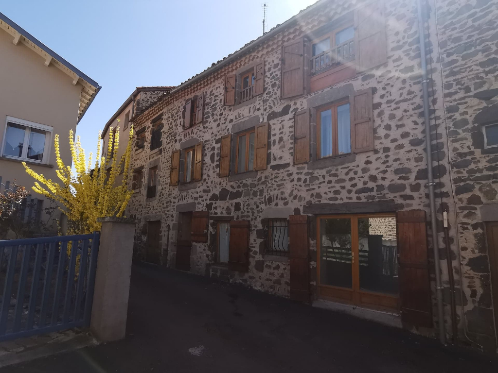 Maison de village 134 m2 Maison de village 134 m2