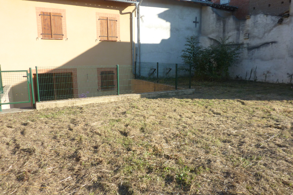 LISLE SUR TARN- Maison de ville neuve 100 M² LISLE SUR TARN- Maison de ville neuve 100 M²