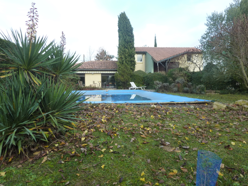 LAGRAVE Maison 186 m² LAGRAVE Maison 186 m²