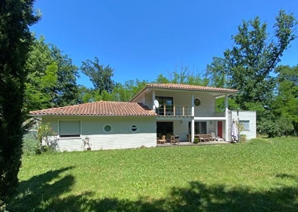Maison Rivieres 5 pièce(s) 147 m2 Maison Rivieres 5 pièce(s) 147 m2