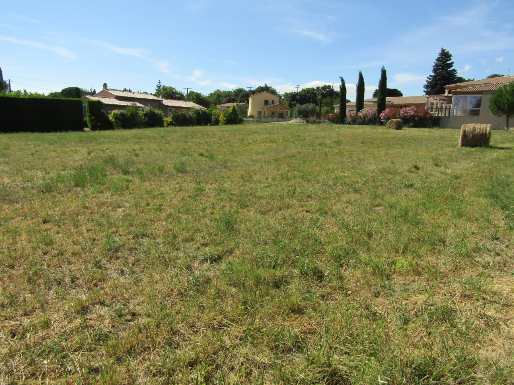 Terrain constructible viabilisé de1600 m².0633719987 Terrain constructible viabilisé de1600 m².0633719987