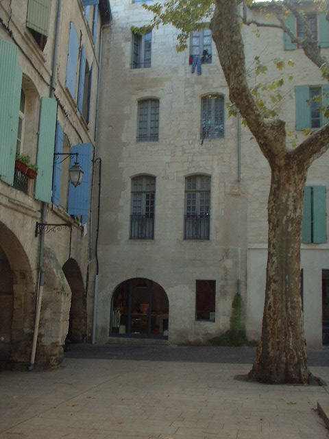 Appartement Beaucaire 3 pièce(s) 50 m2- 0699425308 Appartement Beaucaire 3 pièce(s) 50 m2- 0699425308