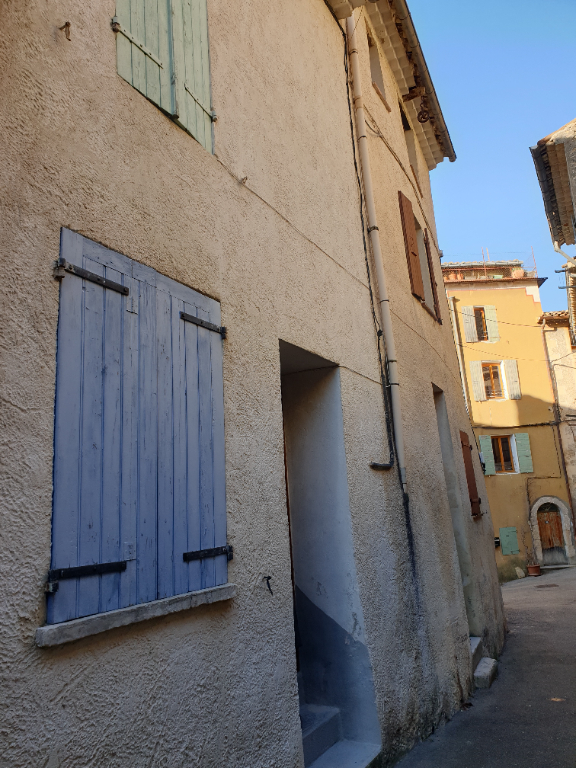 Maison de village Nyons 4 pièce(s) 52 m2 0618473547 Maison de village Nyons 4 pièce(s) 52 m2 0618473547