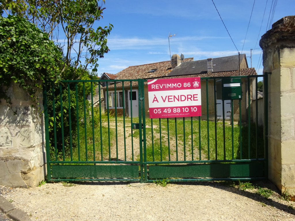 MAISON 4 CHAMBRES SAINT CYR MAISON 4 CHAMBRES SAINT CYR