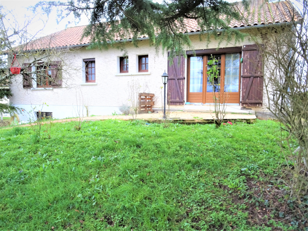 EXCLUSIVITÉ, MAISON 157 M², 3 OU 4 CHAMBRES, VIVONNE (10 MINUTES DE POITIERS SUD). EXCLUSIVITÉ, MAISON 157 M², 3 OU 4 CHAMBRES, VIVONNE (10 MINUTES DE POITIERS SUD).