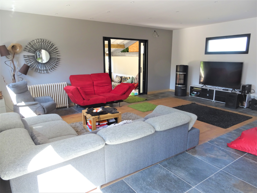 MAISON 166M2, BUXEROLLES, 4 CHAMBRES. MAISON 166M2, BUXEROLLES, 4 CHAMBRES.