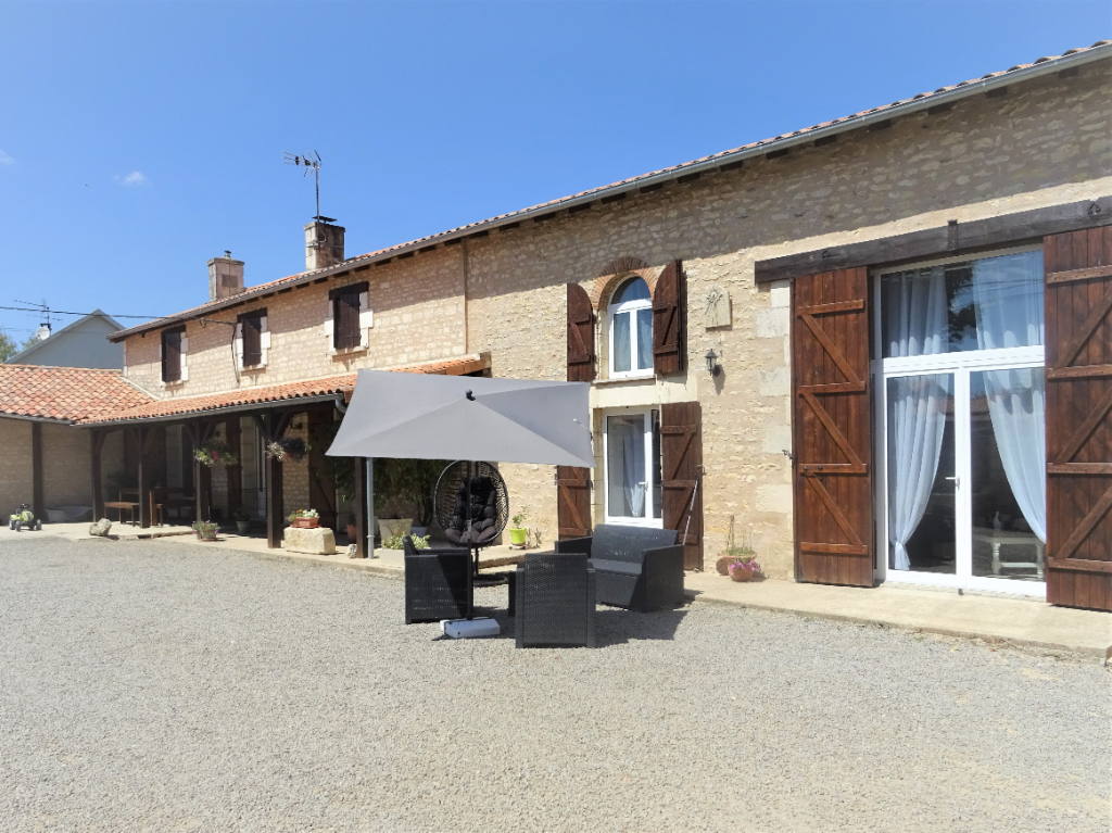 EXCLUSIVITÉ MAISON 388M², 7 CHAMBRES, 1800M² DE JARDIN. EXCLUSIVITÉ MAISON 388M², 7 CHAMBRES, 1800M² DE JARDIN.
