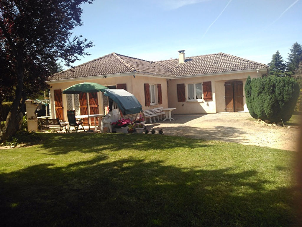 Couleuvre -Pavillon plein pied de 110m², près de la forêt de Tronçais Couleuvre -Pavillon plein pied de 110m², près de la forêt de Tronçais