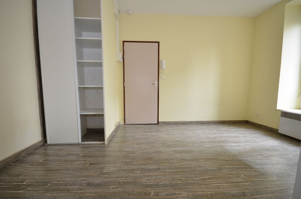BREST SAINT MARTIN - Studio de 21m² rénové BREST SAINT MARTIN - Studio de 21m² rénové
