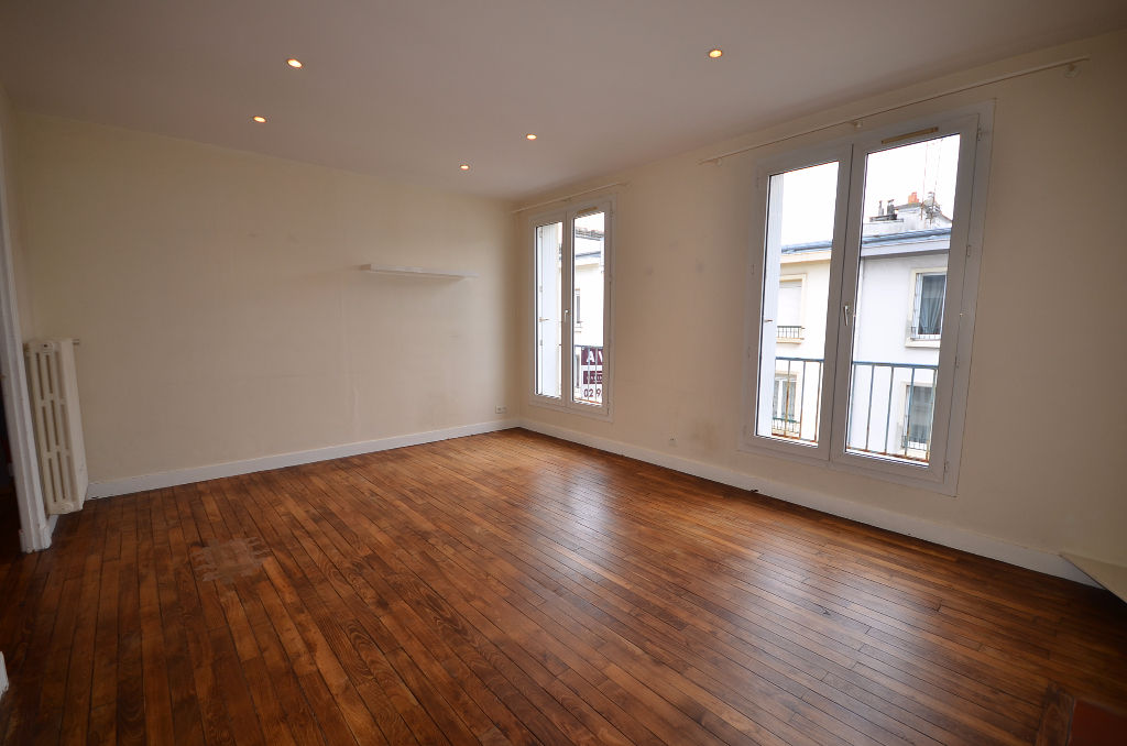 BREST SIAM - Type 3 de 62m² en dernier étage BREST SIAM - Type 3 de 62m² en dernier étage