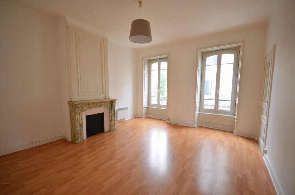BREST RECOUVRANCE - Type 2 de 45m² dans petite copropriété BREST RECOUVRANCE - Type 2 de 45m² dans petite copropriété