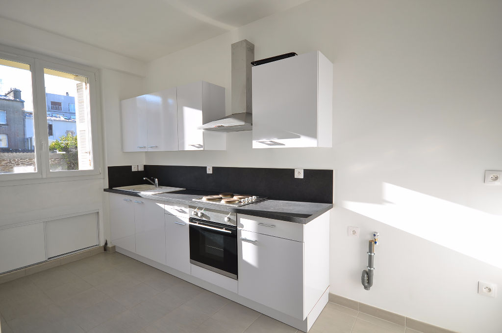 BREST SAINT MARTIN - T1 bis de 40m² BREST SAINT MARTIN - T1 bis de 40m²