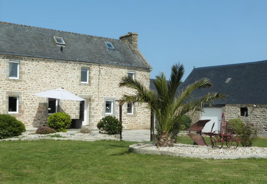 LAMPAUL-PLOUDALMÉZEAU - Corps de ferme rénové. Belle baisse de prix ! Affaire à saisir ! LAMPAUL-PLOUDALMÉZEAU - Corps de ferme rénové. Belle baisse de prix ! Affaire à saisir !