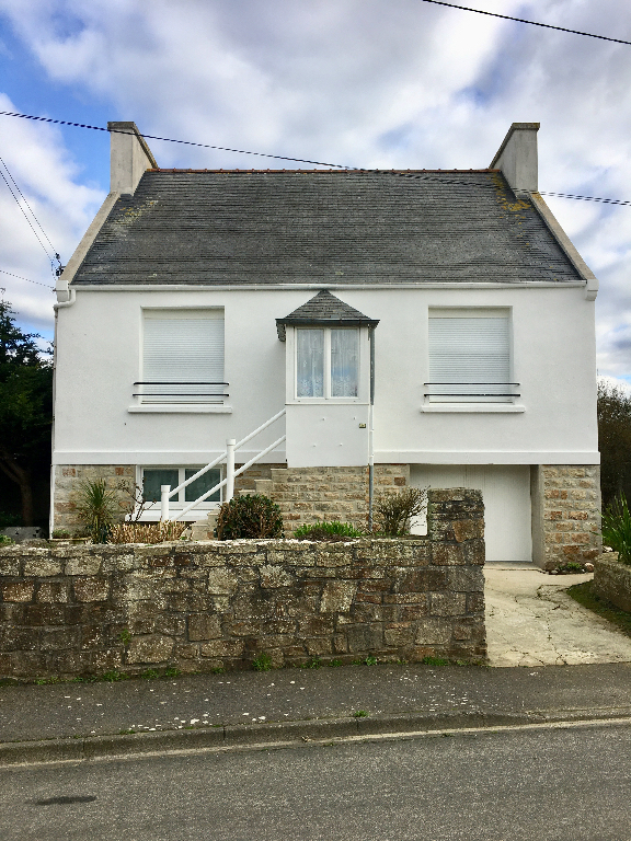 Maison Ploudalmezeau 4 pièce(s) 70 m2 Maison Ploudalmezeau 4 pièce(s) 70 m2