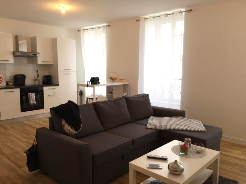 BREST SAINT MARTIN - Appartement T2 bis entièrement rénové de 57m² BREST SAINT MARTIN - Appartement T2 bis entièrement rénové de 57m²