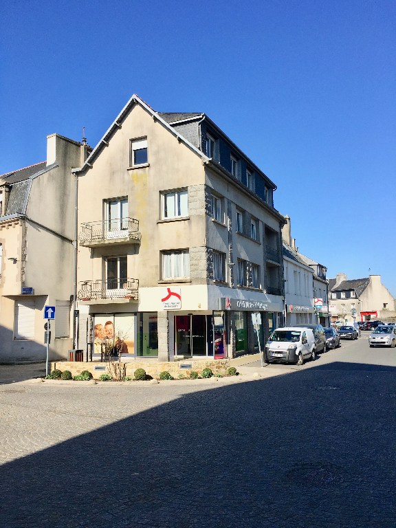 Ploudalmézeau - Appt 100 m2 au centre bourg Ploudalmézeau - Appt 100 m2 au centre bourg