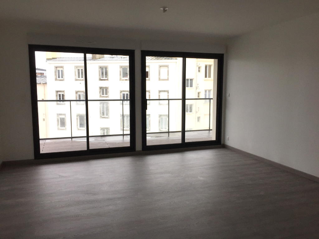 BREST CENTRE VILLE - Appartement T3 neuf de 67m² avec parking et cave BREST CENTRE VILLE - Appartement T3 neuf de 67m² avec parking et cave