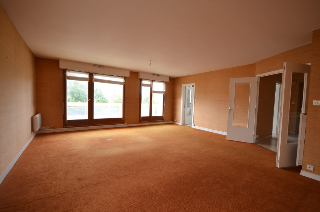 Jaurès, T5 de 102m² dans résidence de standing Jaurès, T5 de 102m² dans résidence de standing