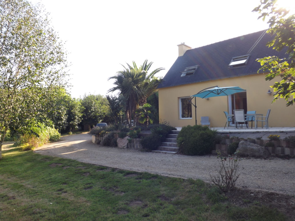 VENDUE - LANRIVOARE, Bourg, belle contemporaine de 131m²- 4 Chambres VENDUE - LANRIVOARE, Bourg, belle contemporaine de 131m²- 4 Chambres