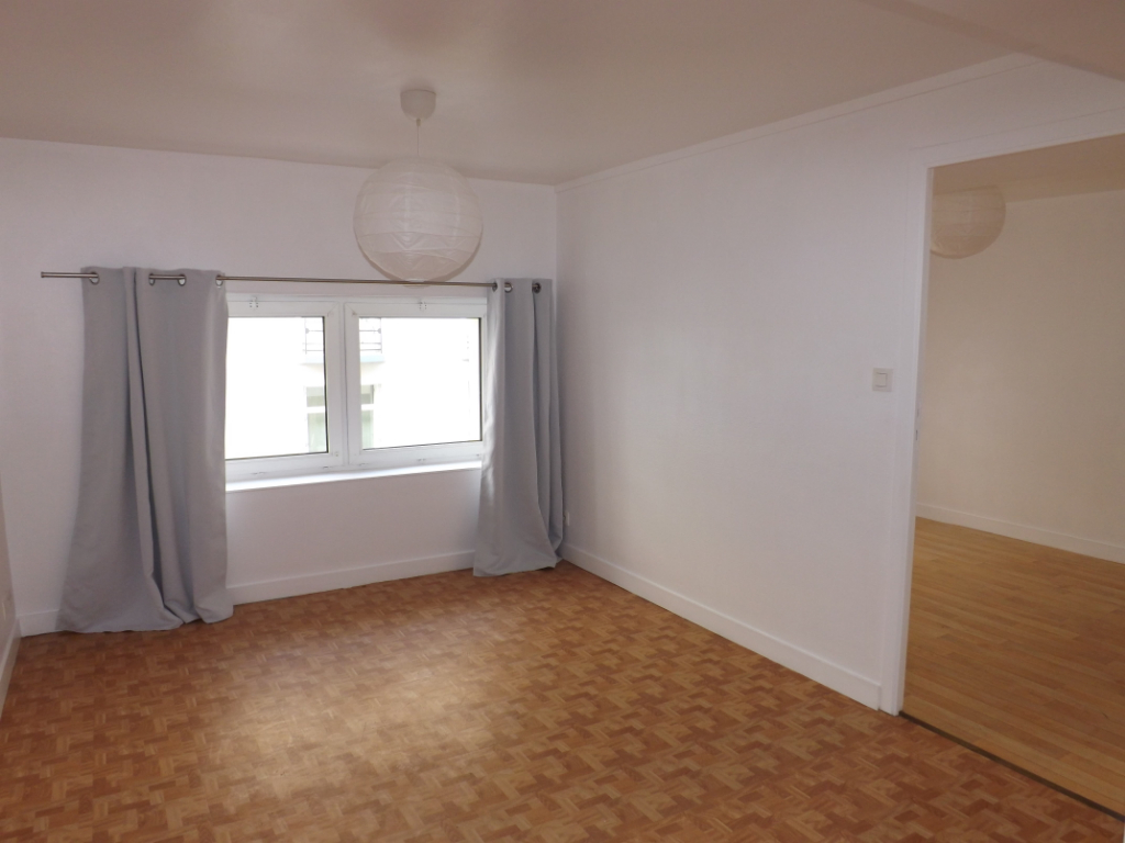 Appartement Coeur de SIAM TRIANGLE D'OR Brest T2 30.27 m2 Appartement Coeur de SIAM TRIANGLE D'OR Brest T2 30.27 m2