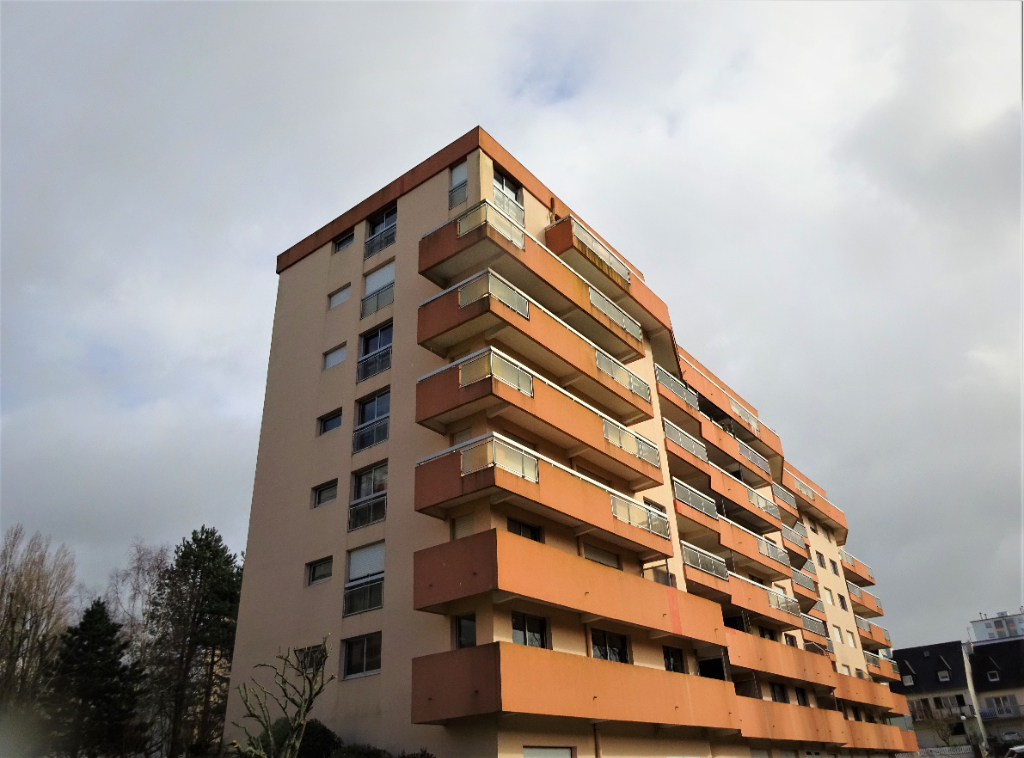 Kerinou, T5 de 83m² avec vue dégagée Kerinou, T5 de 83m² avec vue dégagée