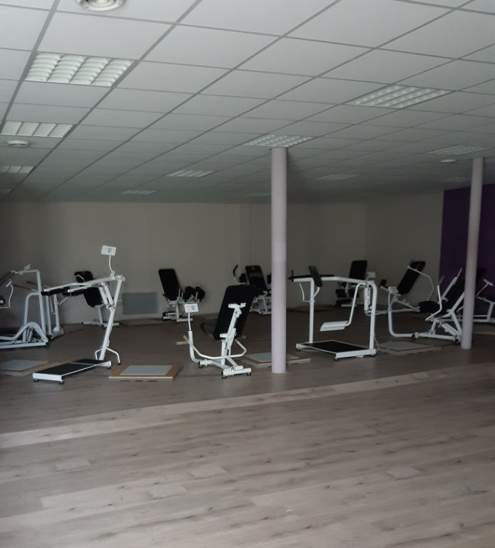 Local commercial 220 m² SAINT-RENAN Local commercial 220 m² SAINT-RENAN