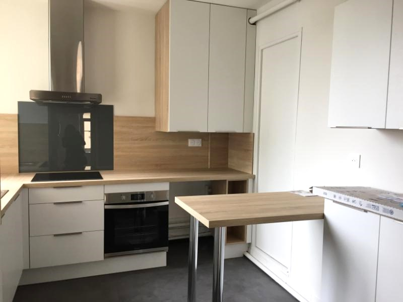 BREST CENTRE VILLE - Appartement T3 entièrement rénové avec garage BREST CENTRE VILLE - Appartement T3 entièrement rénové avec garage
