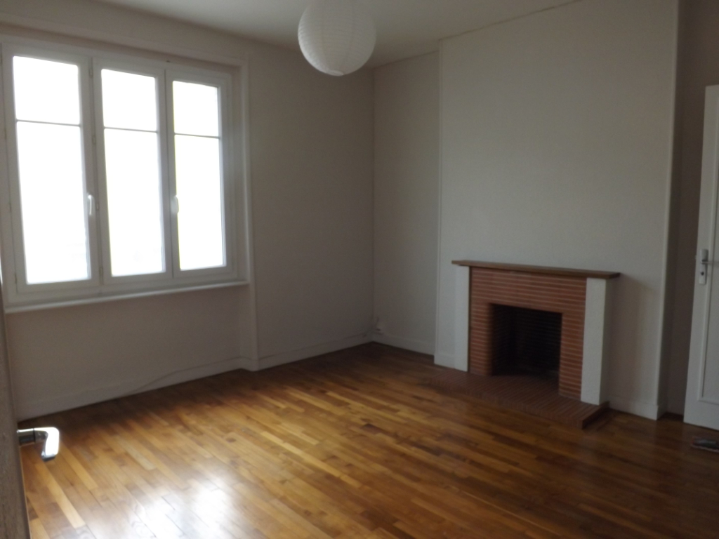 BREST SIAM - Appartement T5 de 98m² BREST SIAM - Appartement T5 de 98m²