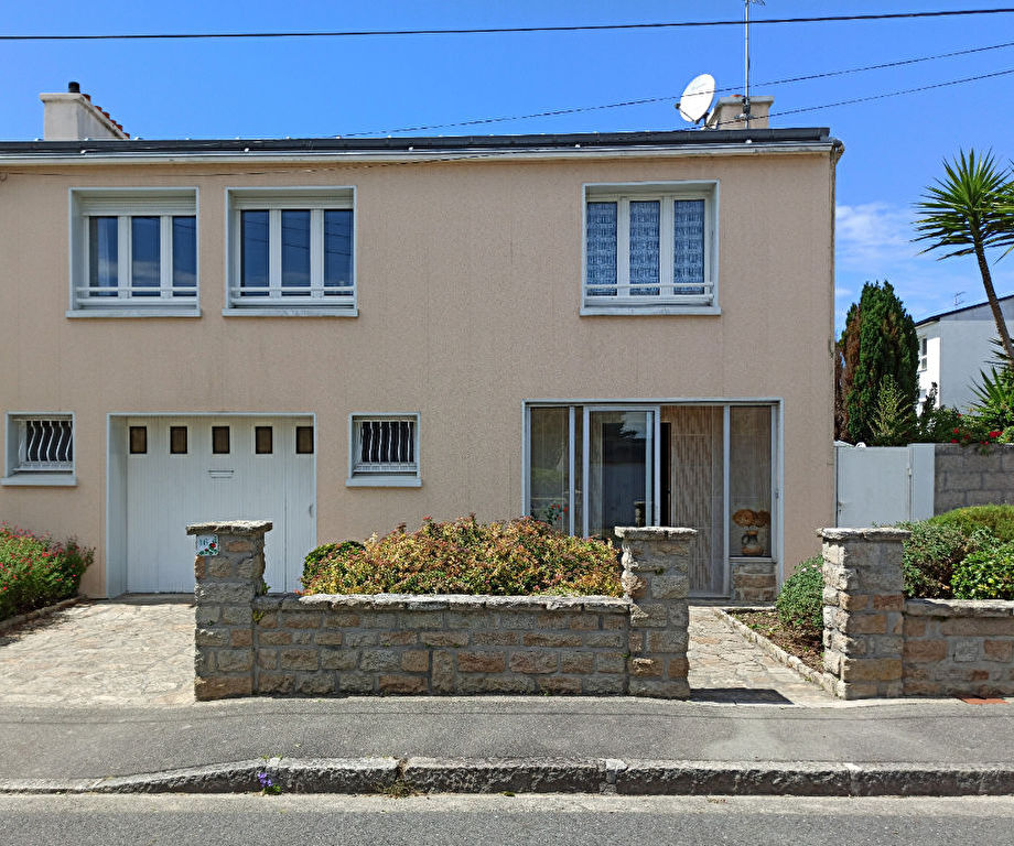 Compromis signé - Maison Brest Saint -Pierre 6 pièce(s) 99 m2 Compromis signé - Maison Brest Saint -Pierre 6 pièce(s) 99 m2