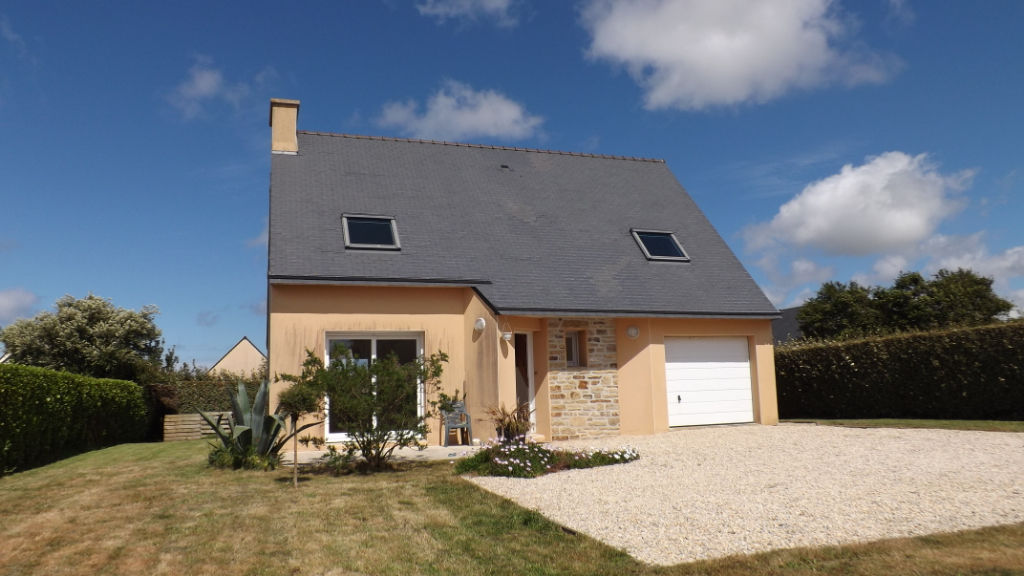 VENDUE - PORTSALL- Ploudalmezeau MAISON 95 m2 habitables. VENDUE - PORTSALL- Ploudalmezeau MAISON 95 m2 habitables.