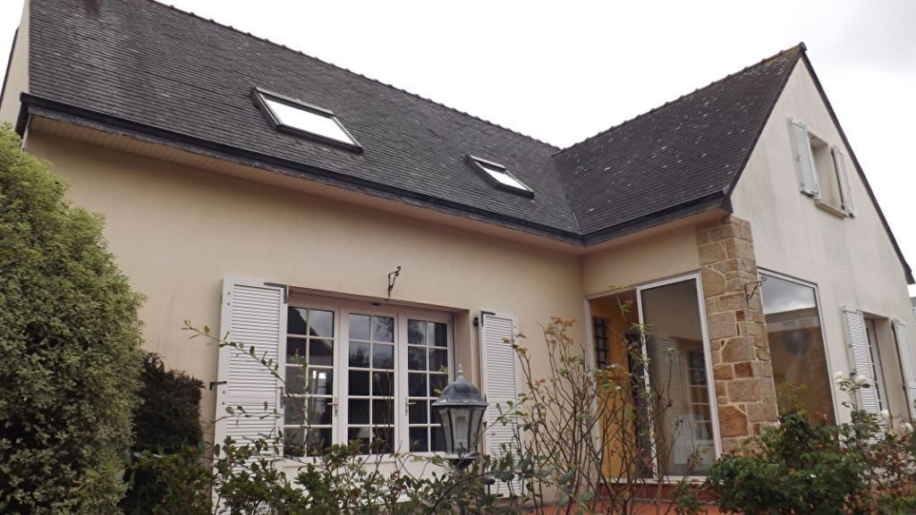 Maison BREST Secteur LAMBEZELLEC -6 chambres -155 m2- 835m² de terrain clos Maison BREST Secteur LAMBEZELLEC -6 chambres -155 m2- 835m² de terrain clos
