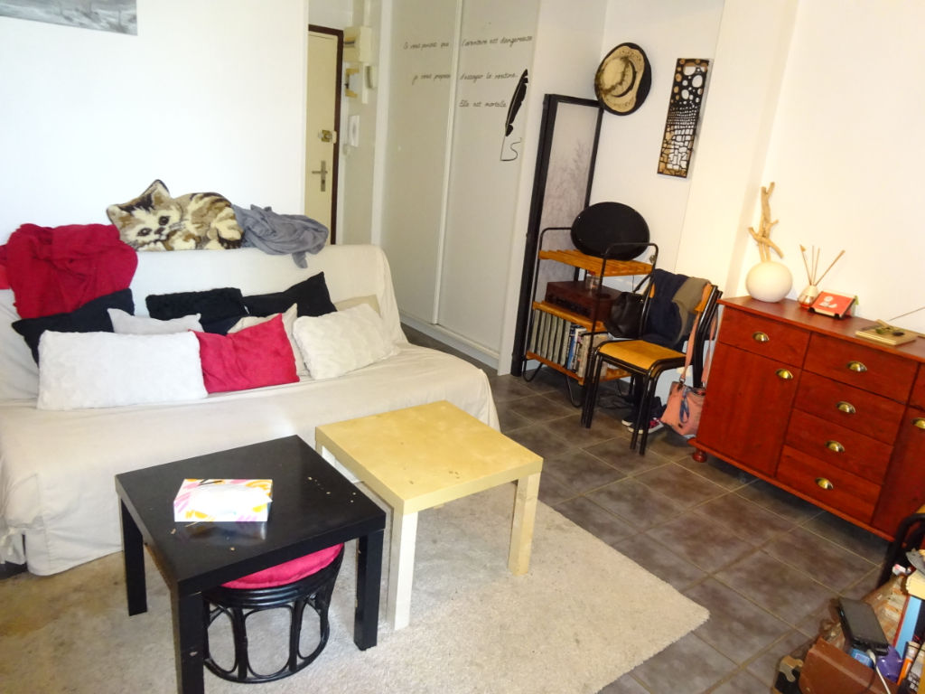 Appartement Capucin 1 pièce 31 m2 Appartement Capucin 1 pièce 31 m2