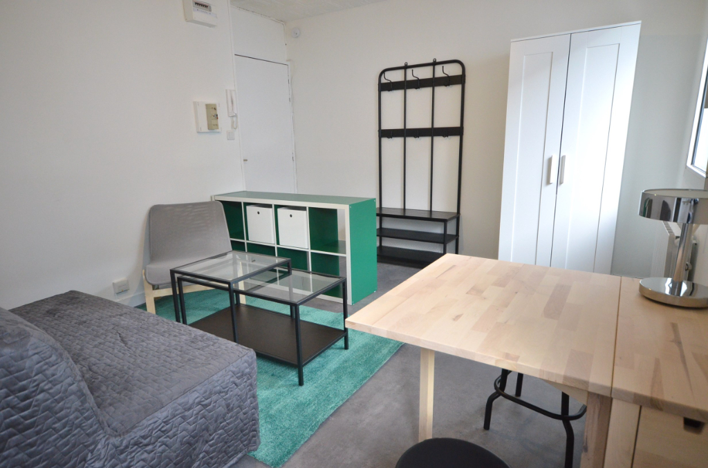 BREST CENTRE - Studio meublé de 19m² BREST CENTRE - Studio meublé de 19m²