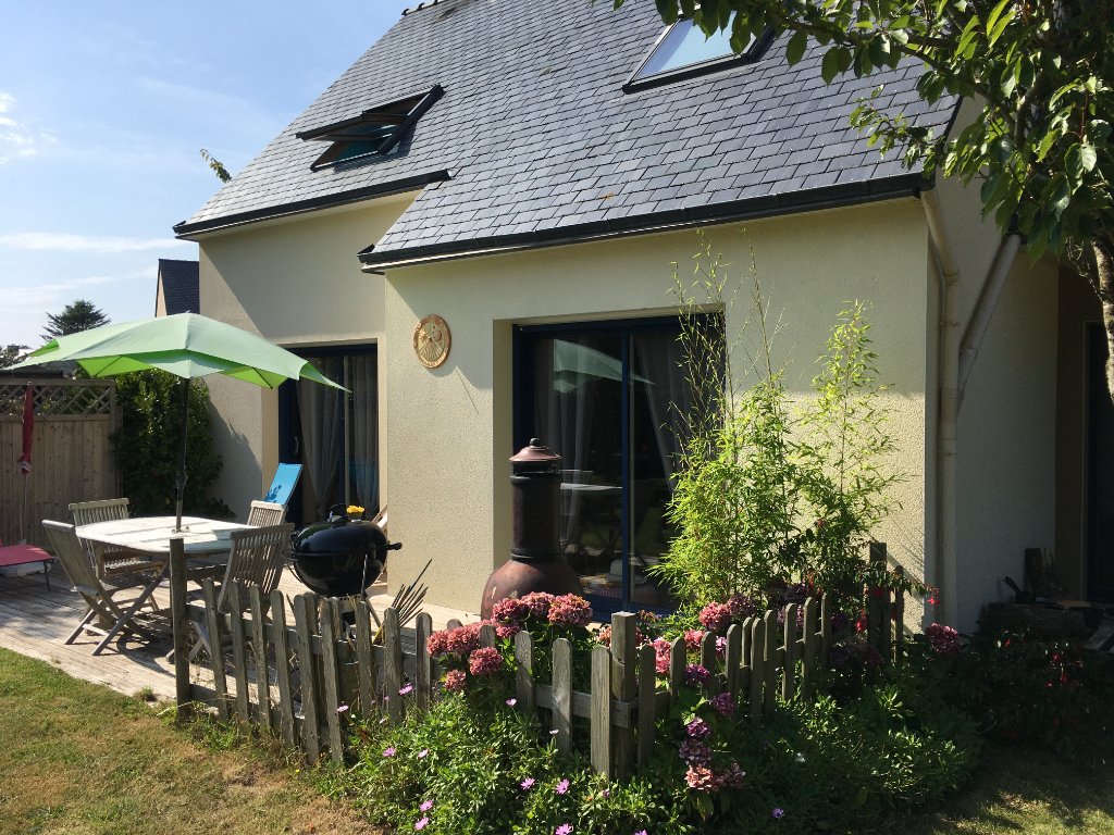 SOUS COMPROMIS- Maison Ploudalmezeau 6 pièce(s) 134 m2 SOUS COMPROMIS- Maison Ploudalmezeau 6 pièce(s) 134 m2