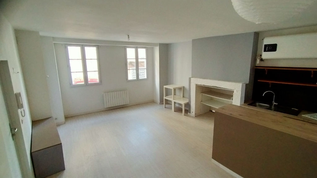 SOUS COMPROMIS - Brest Recouvrance - Appartement T2 Idéal Investisseur SOUS COMPROMIS - Brest Recouvrance - Appartement T2 Idéal Investisseur
