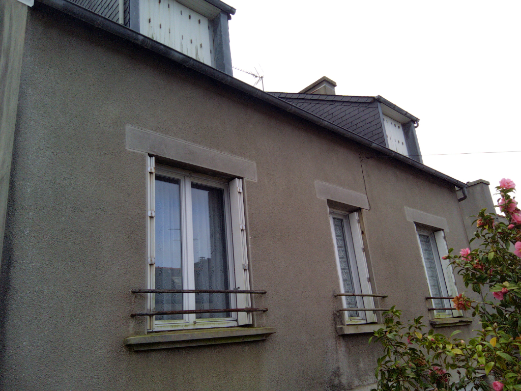 Maison proche bourg - OFFRE D'ACHAT ACCEPTEE Maison proche bourg - OFFRE D'ACHAT ACCEPTEE