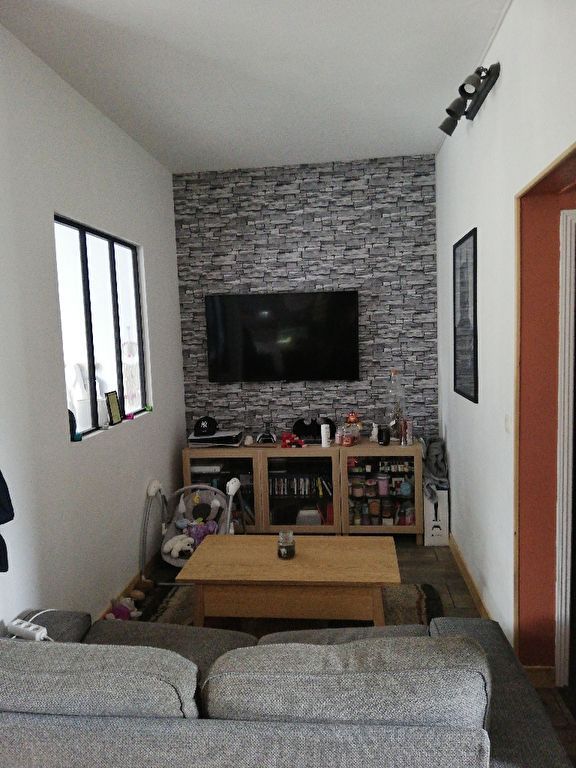 OFFRE D'ACHAT ACCEPTEE - BREST- Saint - Michel Appartement 3 pièces 55.9 m2 OFFRE D'ACHAT ACCEPTEE - BREST- Saint - Michel Appartement 3 pièces 55.9 m2