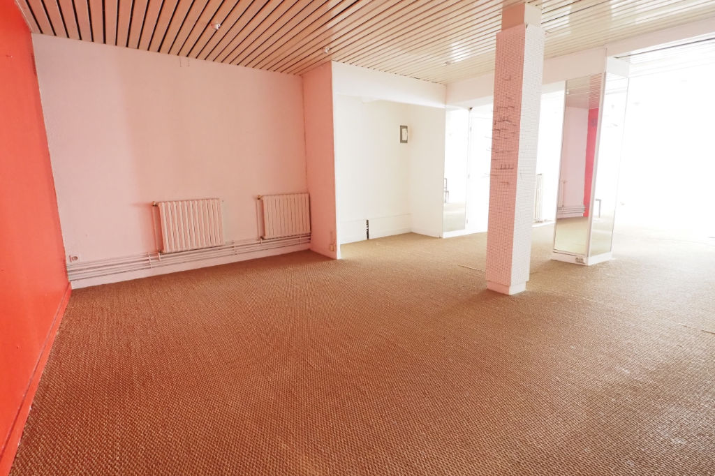 St Marc - Local commercial 100m² St Marc - Local commercial 100m²