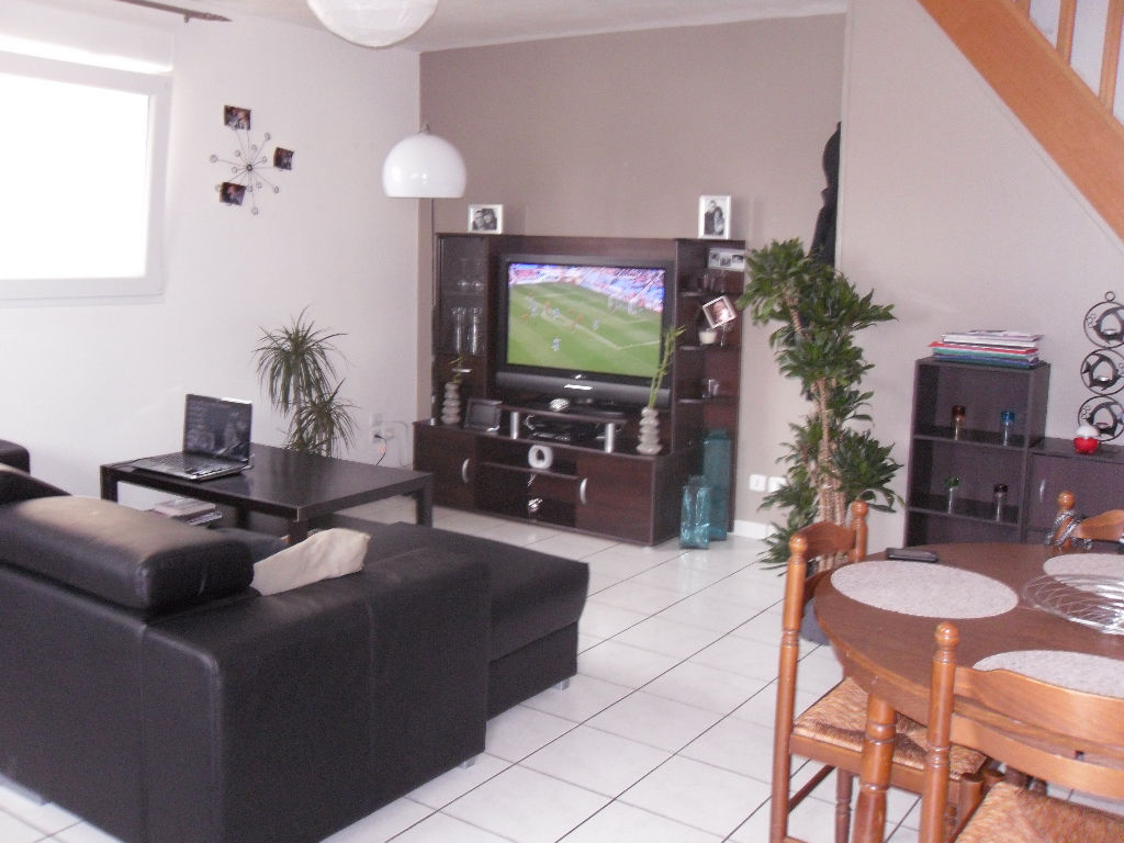 Maison mitoyenne 80 m2 Ploudalmézeau Maison mitoyenne 80 m2 Ploudalmézeau