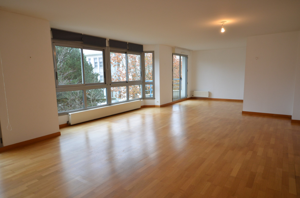 BREST CENTRE VILLE - Superbe appartement duplex de 124m² avec ascenseur BREST CENTRE VILLE - Superbe appartement duplex de 124m² avec ascenseur