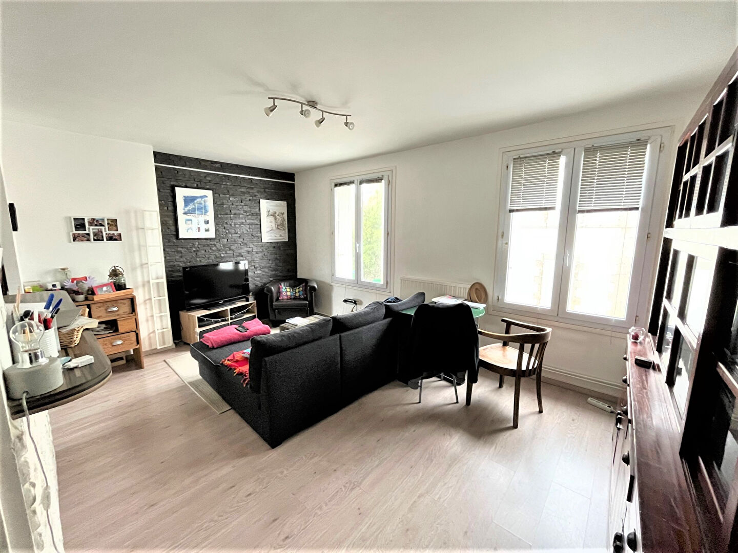 SOUS COMPROMIS-SAINT RENAN Vente : appartement 3 pièces avec garage SOUS COMPROMIS-SAINT RENAN Vente : appartement 3 pièces avec garage
