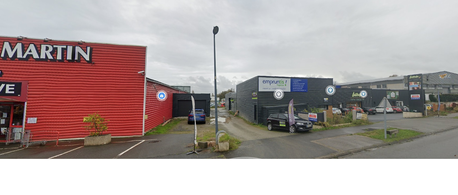 Local d'activités/ bureau zone de keriven Saint Martin Des Champs / Morlaix170 m2 Local d'activités/ bureau zone de keriven Saint Martin Des Champs / Morlaix170 m2