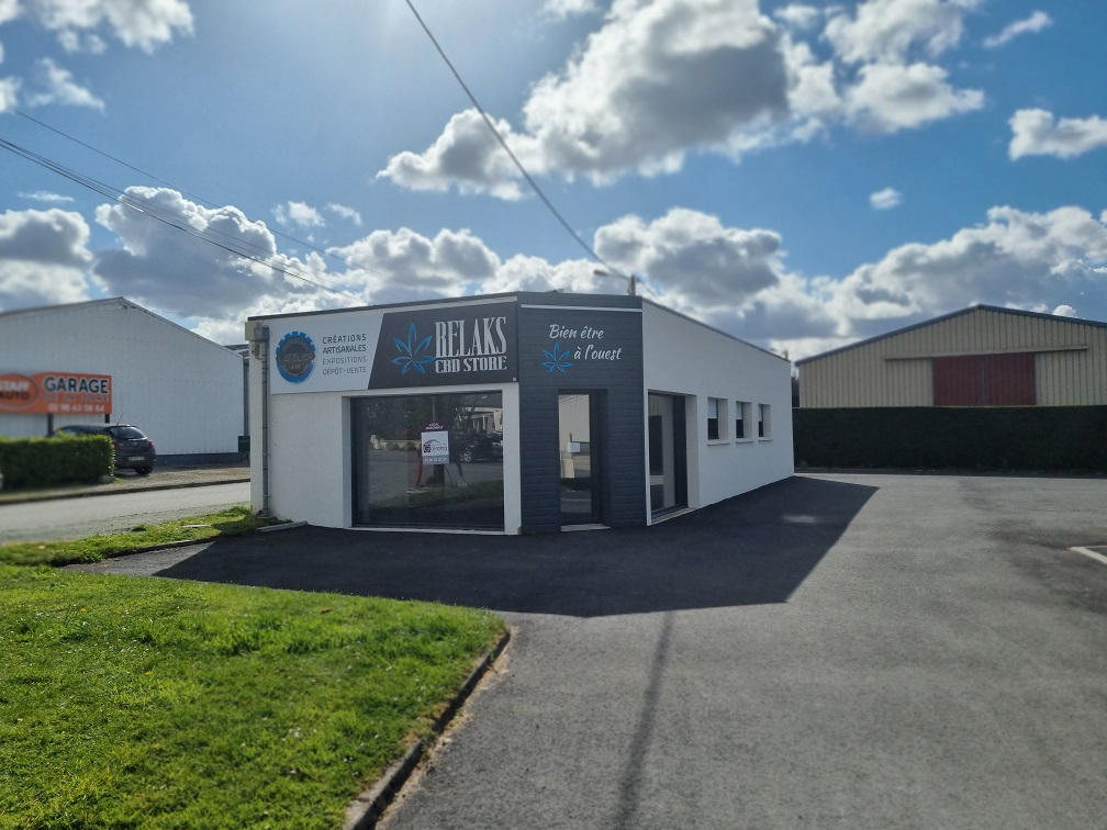 Local commercial Saint Martin Des Champs Morlaix 3 pièce(s) 90 m2 Local commercial Saint Martin Des Champs Morlaix 3 pièce(s) 90 m2
