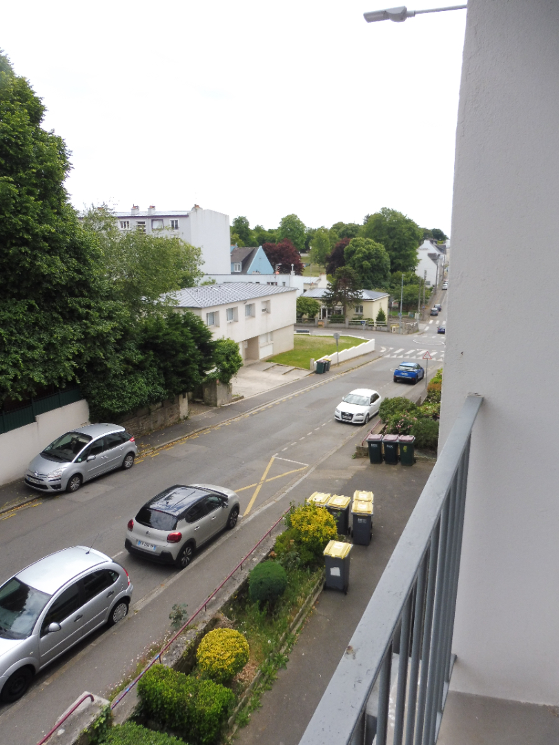 Offre d'achat acceptée - Brest Secteur Kérichen - Appartement T5 avec garage Offre d'achat acceptée - Brest Secteur Kérichen - Appartement T5 avec garage