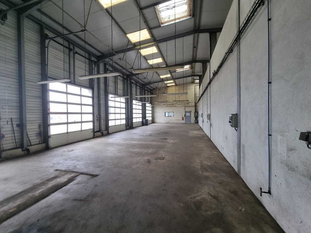 Local commercial Morlaix Saint Martin Des Champs 750 m2 Local commercial Morlaix Saint Martin Des Champs 750 m2