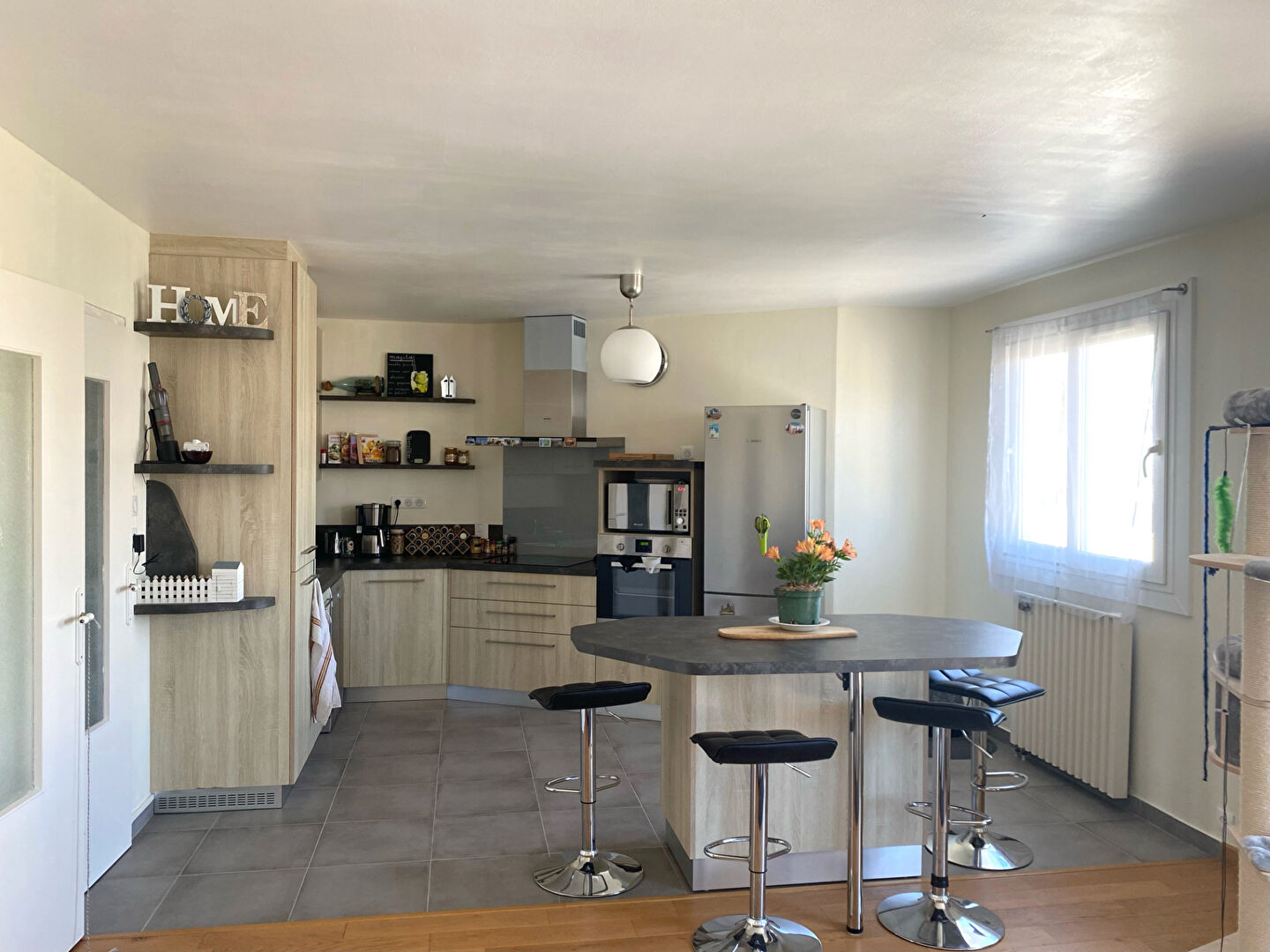 BREST RIVE DROITE - Apppartement T4 de 81m² avec 3 chambres BREST RIVE DROITE - Apppartement T4 de 81m² avec 3 chambres