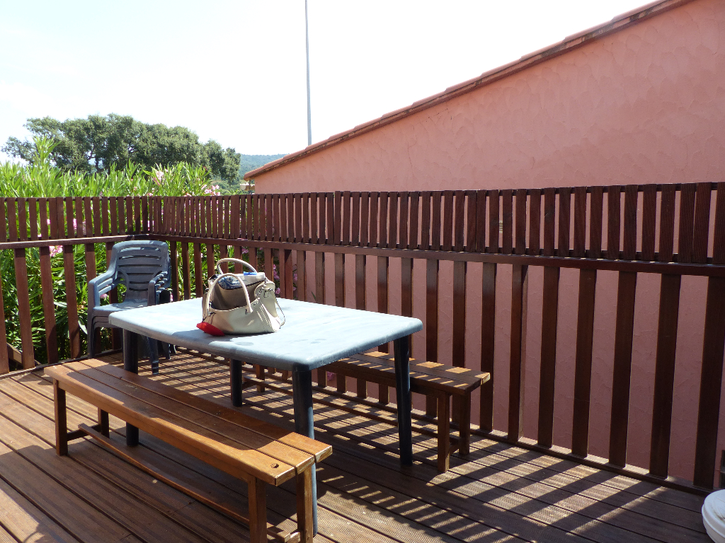 Agosta plage Appartement Duplex T2/T3 de 47 m2 dans résidence avec piscine Agosta plage Appartement Duplex T2/T3 de 47 m2 dans résidence avec piscine