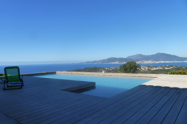 Demeure de prestige Rive Sud Agosta belle Vue Mer. 4 pièce(s) avec piscine Demeure de prestige Rive Sud Agosta belle Vue Mer. 4 pièce(s) avec piscine