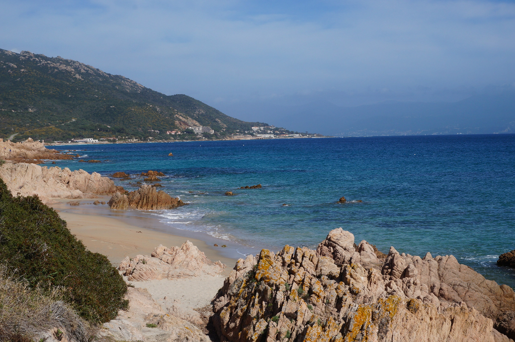 Ajaccio les pieds dans l'eau Demeure de prestige 8 pièce(s) 300 m2 piscine Ajaccio les pieds dans l'eau Demeure de prestige 8 pièce(s) 300 m2 piscine