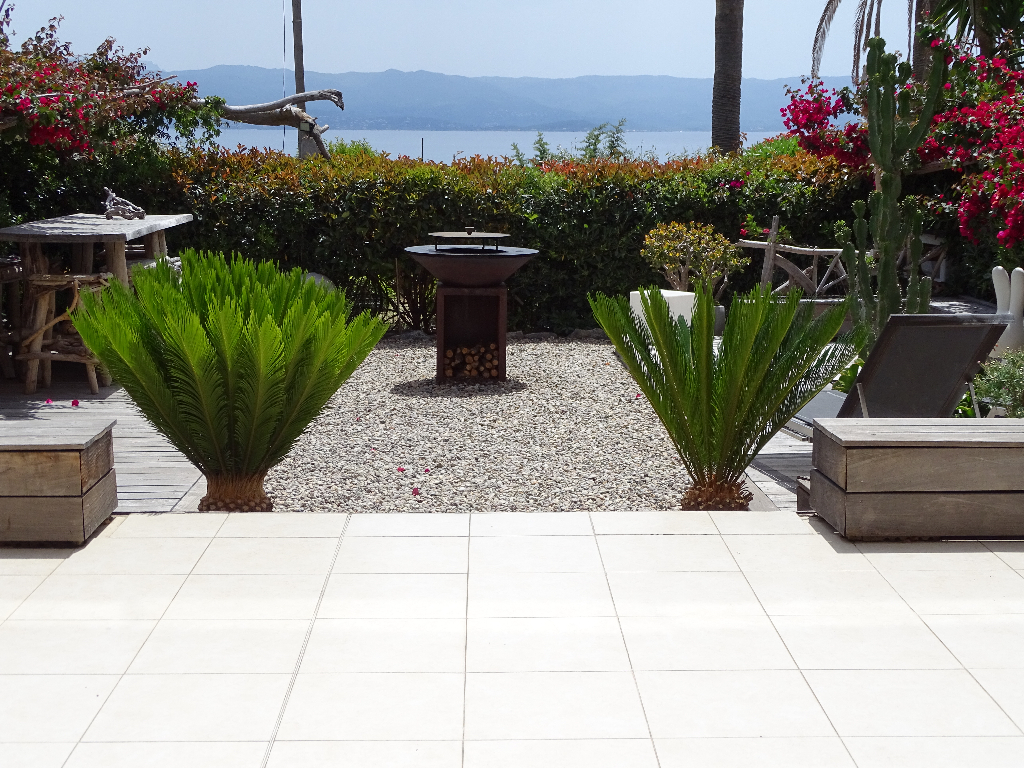 Sanguinaires appartement d'exception 130 m² bord de mer avec garage et jardin Sanguinaires appartement d'exception 130 m² bord de mer avec garage et jardin